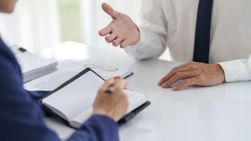 中小企業が融資を受けるのは難しい？借りやすくなる対策とは