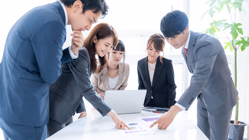 事業再構築補助金の活用事例をご紹介！ワーケション・IT導入・業態転換・M&A